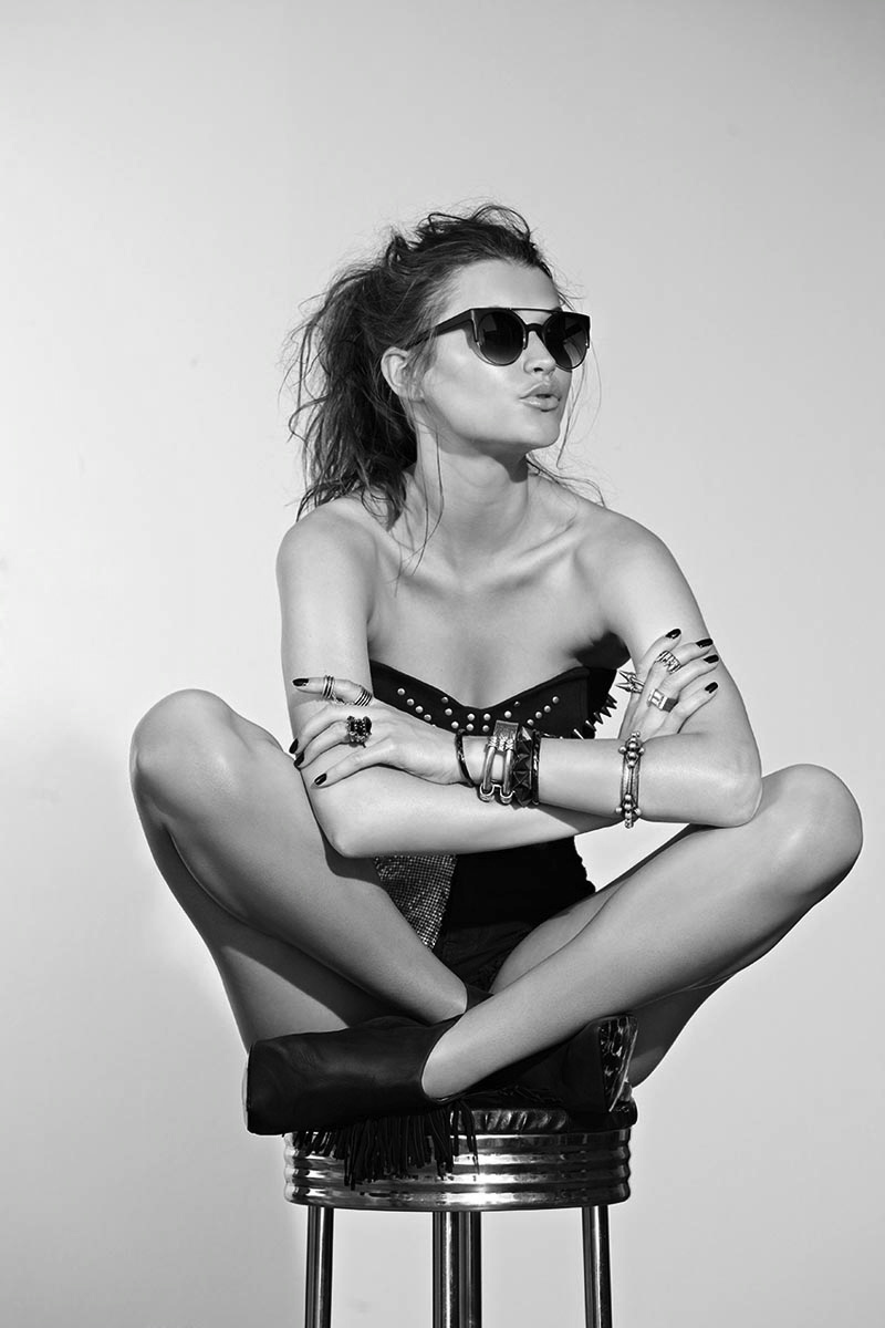 Sassy girls in Ahmedabad — step in, relax, and chat live