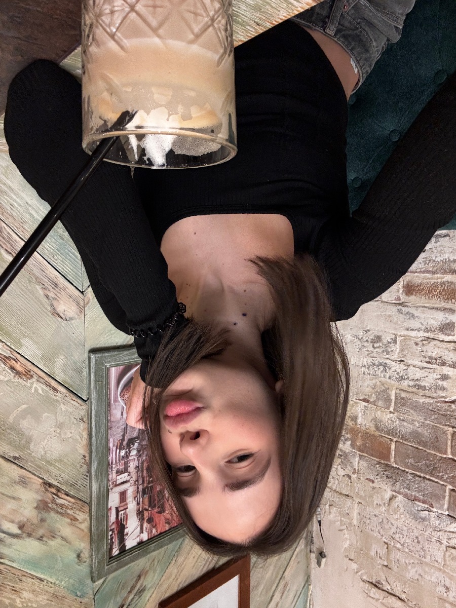 Fresh photos, fresh mood — Tina online in Ahmedabad