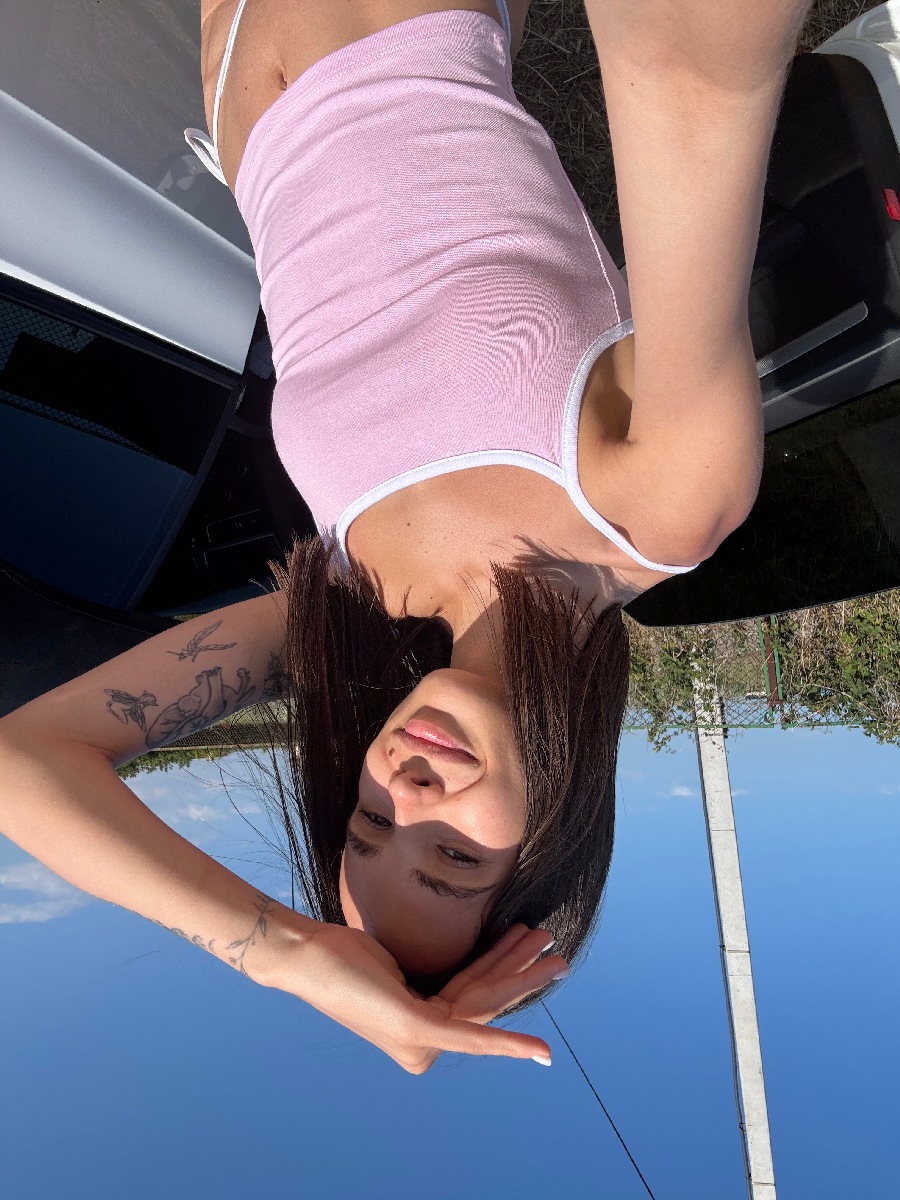 Sexy model Tina in Ahmedabad